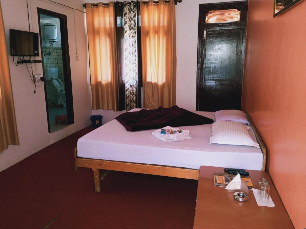 Debbhumi Regency Hotel Sāngla Екстериор снимка