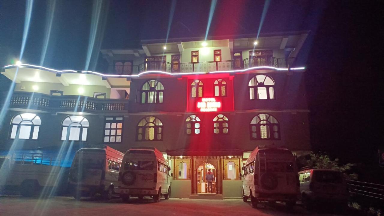 Debbhumi Regency Hotel Sāngla Екстериор снимка