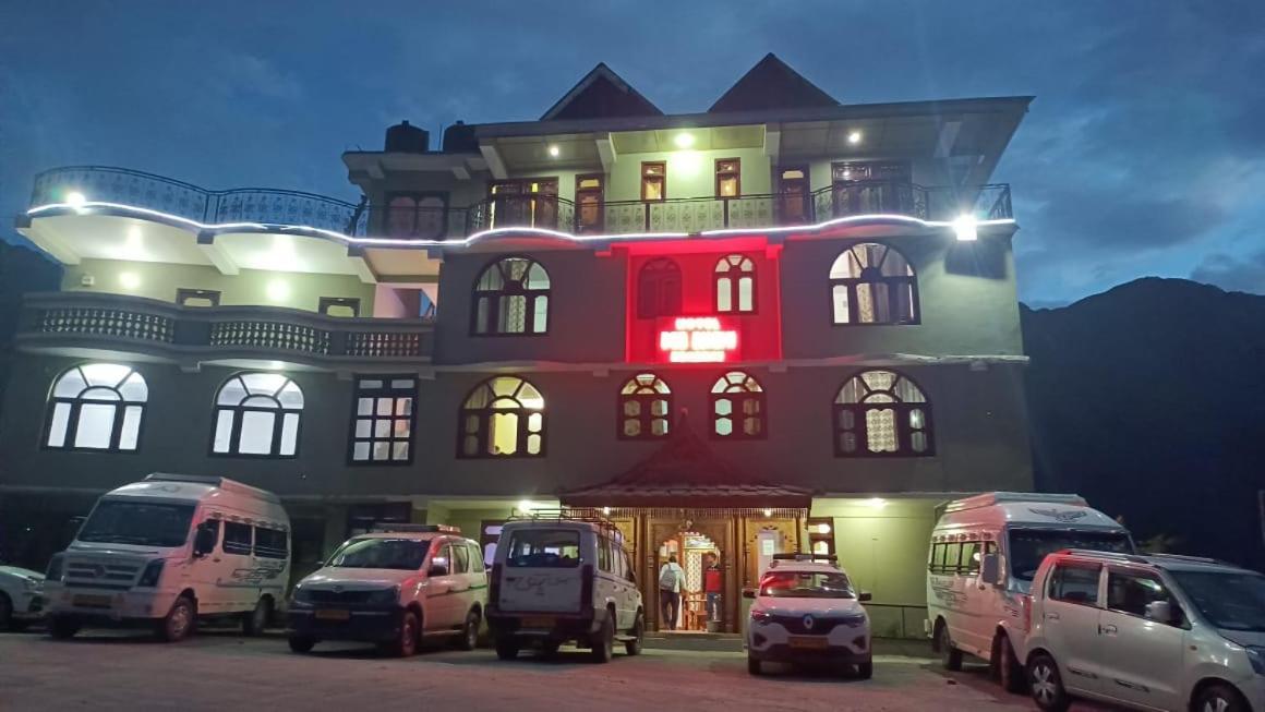 Debbhumi Regency Hotel Sāngla Екстериор снимка
