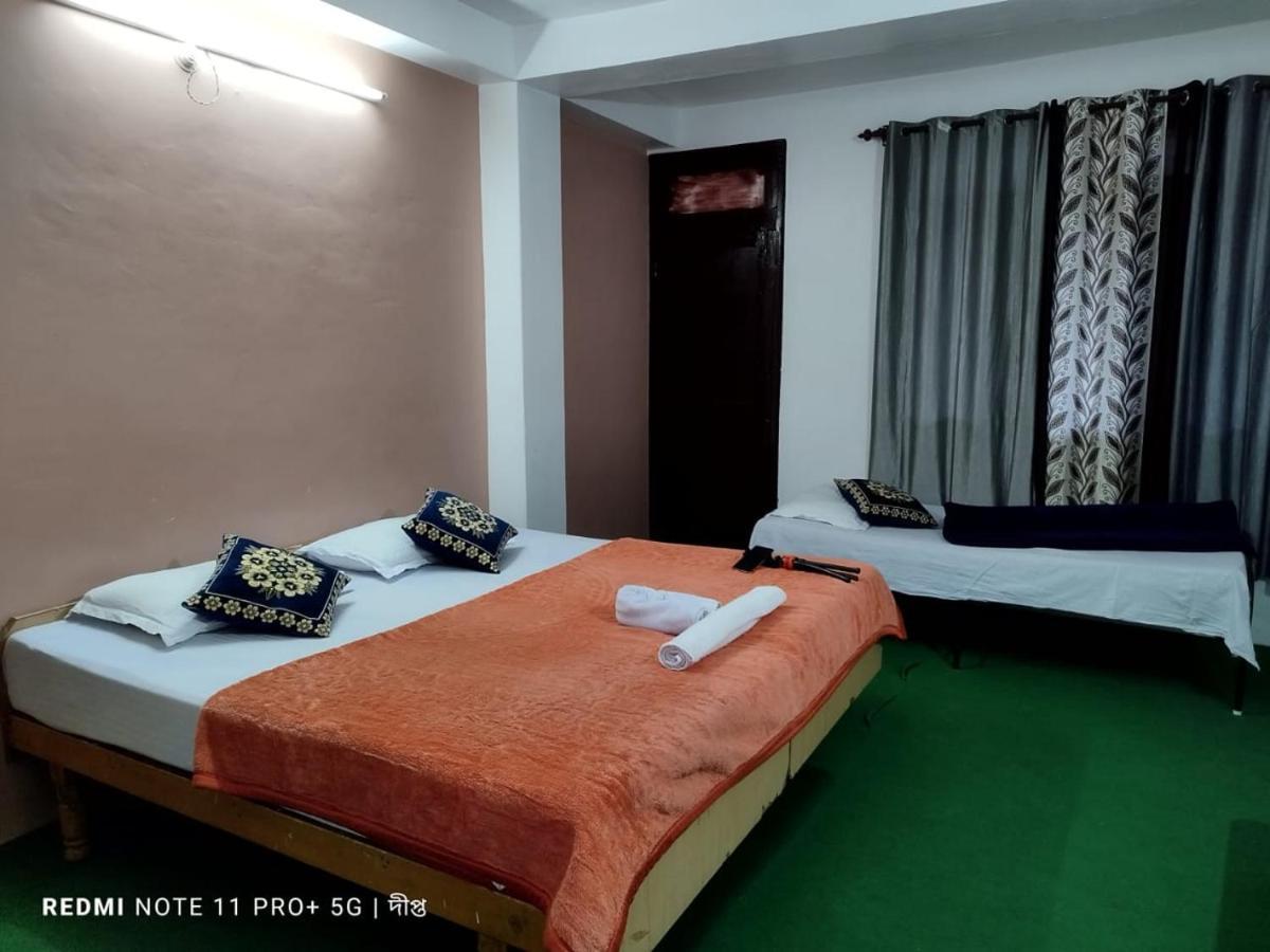 Debbhumi Regency Hotel Sāngla Екстериор снимка