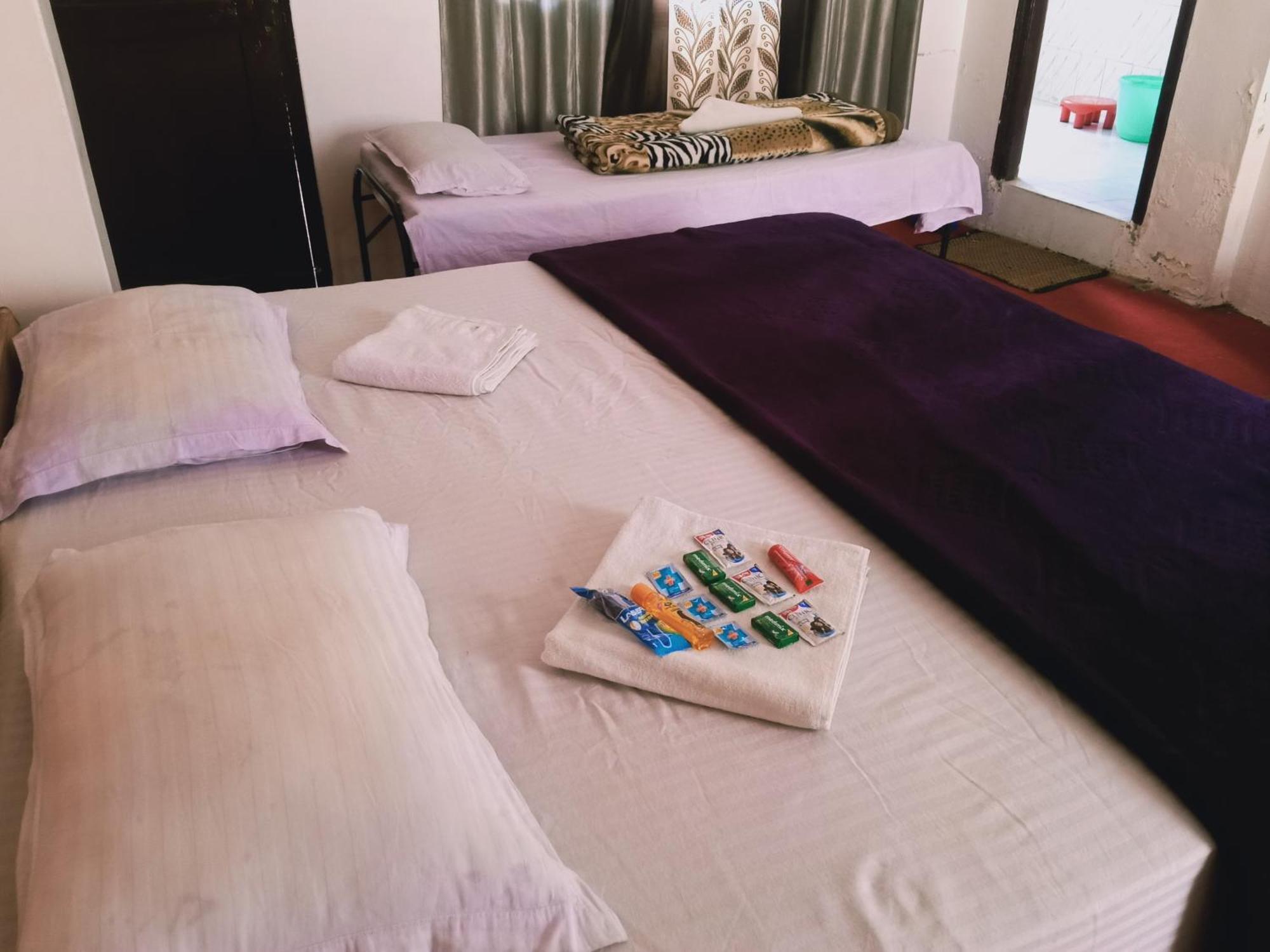 Debbhumi Regency Hotel Sāngla Стая снимка