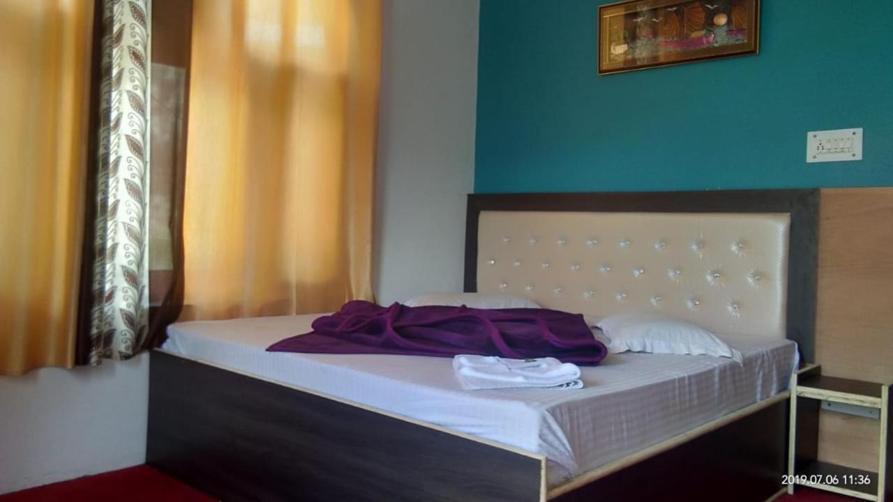 Debbhumi Regency Hotel Sāngla Екстериор снимка