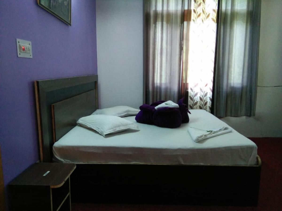 Debbhumi Regency Hotel Sāngla Екстериор снимка